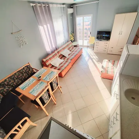 Apartment на пляже с видом на море Durres