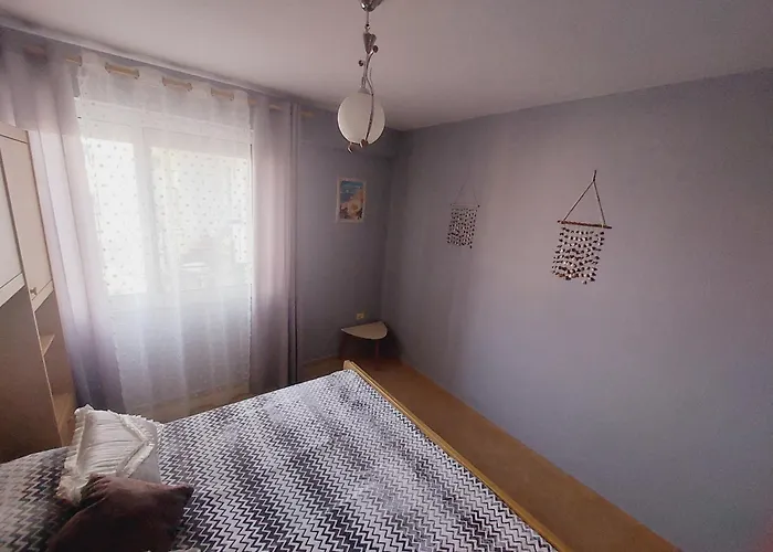 на пляже с видом на море Apartment *