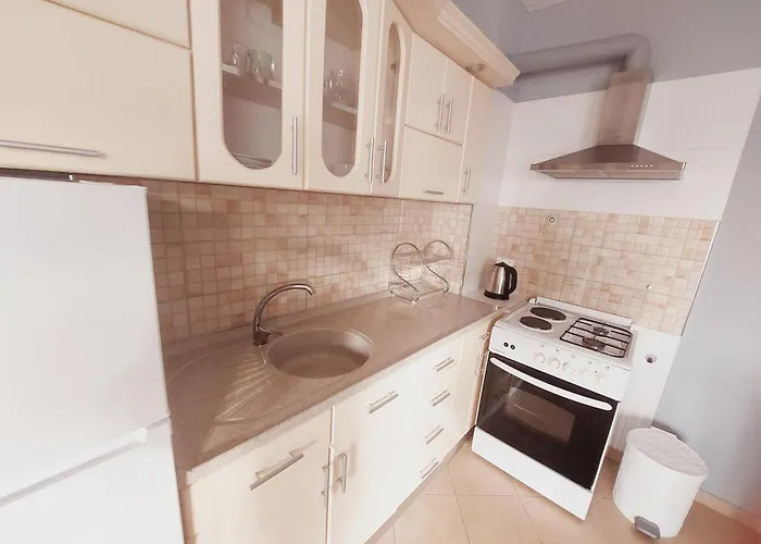 на пляже с видом на море * Durrës